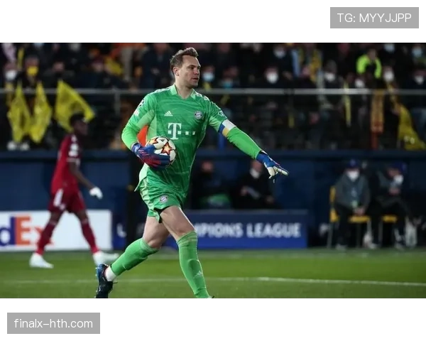 诺伊尔携手卡西利亚斯共话门将技艺，揭示守门新风向