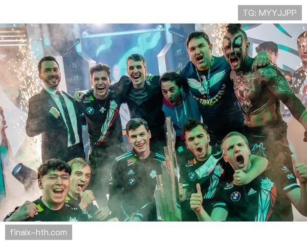 奥斯卡荣膺上海海港MVP，状态回暖助球队开启辉煌新篇章